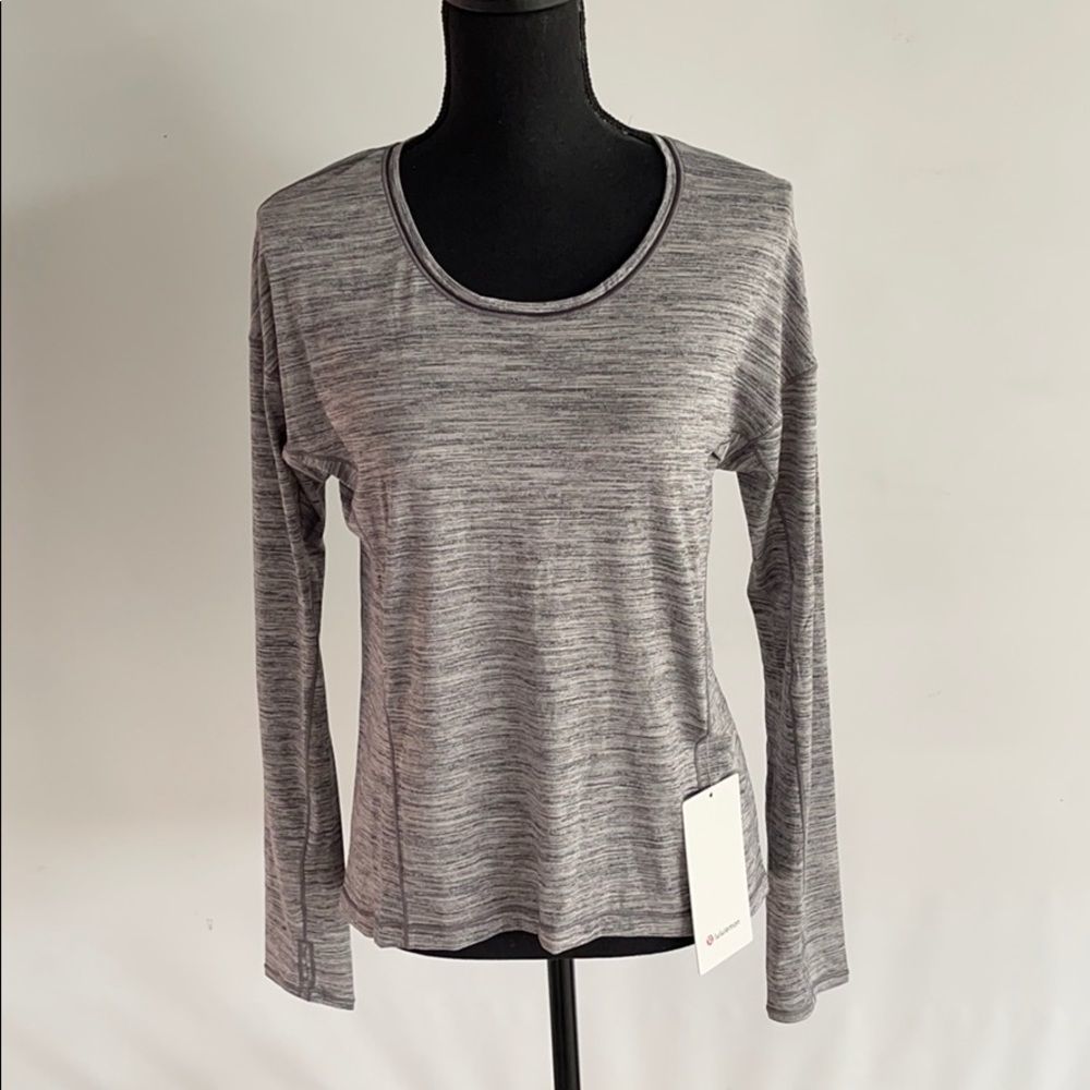 Lululemon sweat embrace long sleeve - Picture 2 of 6